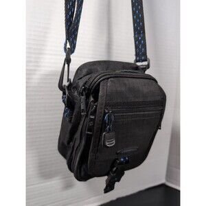 SAMSONITE CAMERA BAG PADDED CROSSBODY / CASE WITH COMPARTMENTS  BLACK EUC
